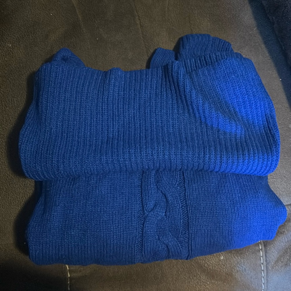 Blow sweater with Turtle Neck